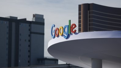 Google планира инвестиции от €25 млн. за засилване на AI уменията в Европа