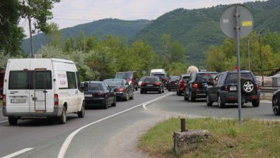 Времето се затопли и потеглихме към Гърция, извиха се километрични опашки на "Кулата"