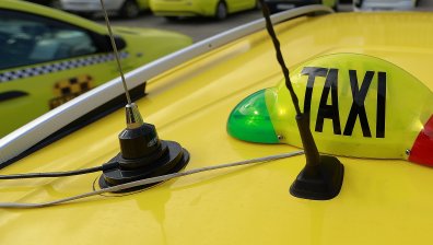Задържаха българин, откраднал такси в Румъния