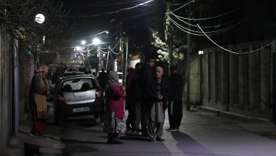 Срутила се стена уби дете след земетресението в Пакистан, 34 души са ранени