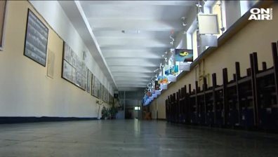 Скандал в СМГ: Ученици и родителите се обявиха против преподавател