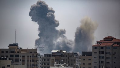 Ракетният обстрел в Газа продължава, жертвите на конфликта са над 200