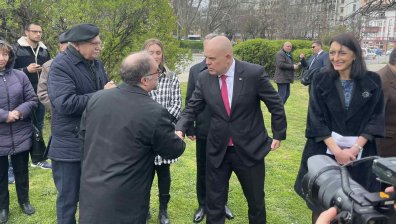 Гешев: Има ли кой да поеме отговорност в тази държава? Само избори и рушат институциите