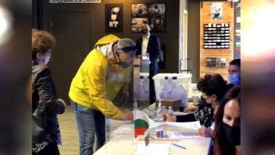 Българите в САЩ подкрепиха Слави, следван от "Демократична България"