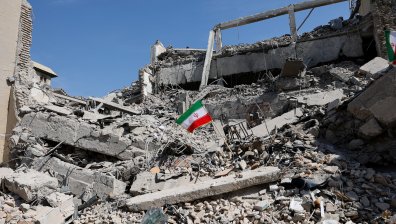 Техеран заприлича на Газа след ударите от Израел и САЩ (СНИМКИ)