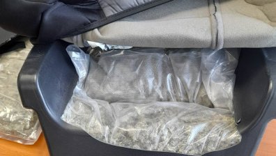 Митничари спипаха близо 15 кг марихуана в две коли на "Капитан Андреево"