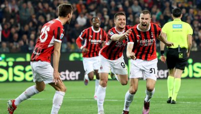 "Милан" счупи каръка като разгроми "Удинезе" с 4:0