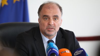 Планът за излизане от кризата в културата на министър Найден Тодоров