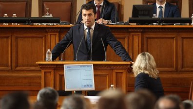 Петков: Единственото условие е Слави Трифонов да не взима решенията