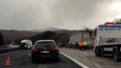 Две са жертвите при катастрофата на АМ "Тракия"