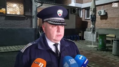 Пореден случай на агресия в мол - момичета се удрят и скубят (+ВИДЕО)