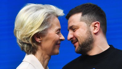 ЕК със звучен "шамар" по Полша и Унгария за украинското зърно: Това е недопустимо
