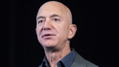 Безос е продал тази седмица акции на Amazon за $5 млрд. 
