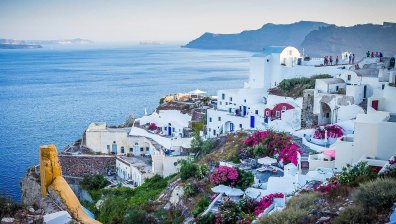 Десетки български туристи с резервации в Гърция рискуват да останат на улицата