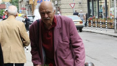 Почина обичаният от поколения актьор Вълчо Карамашев