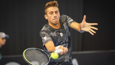 Донски се класира за четвъртфиналите на ITF в Созопол, размаза Богдан Бобров