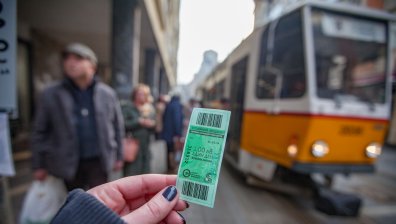 Облекчение за столичани: От днес отново ползват карта за една линия на градския транспорт 