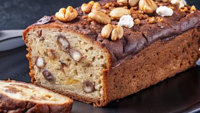 Рецепта от тефтера на баба: Кекс с орехи и мед