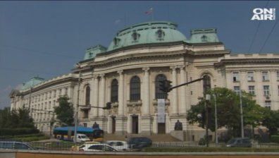 Привличаме чуждестранни студенти с високи стипендии