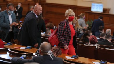 Извънредно заседание на парламента заради ветото на президента