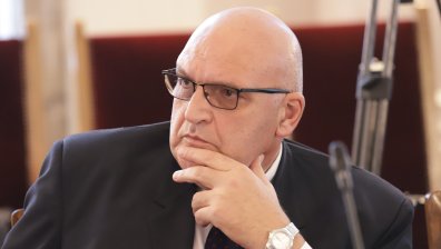 БЛС с остро предупреждение: Здравеопазването не може да бъде поле за експерименти