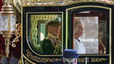 Тревоги за здравето на Чарлз III, Камила се страхува да не изгуби своя крал