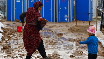 Глад, кал и мизерия в лагер с разселени палестинци в Газа (СНИМКИ)