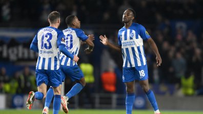 "Брайтън" и "Нотингам" остават непобедени