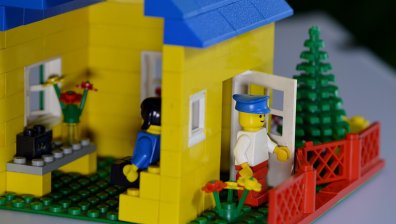 Радост за феновете на LEGO: Kомпанията отваря oфициaлeн мaгaзин в София