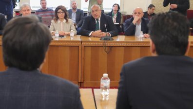 ГЕРБ-СДС и ПП-ДБ рязко се отдалечиха, ДПС не вижда шанс за кабинет с втория мандат