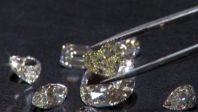Как Дубай стана играч на пазара на диаманти?