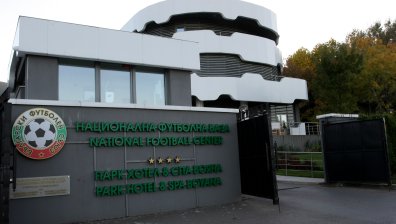 Отлагат промените в родния футбол?