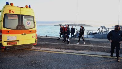 Ферибот с 228 души на борда избухна в пламъци край Корфу