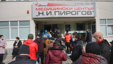 Точно една година Ковид ваксинация у нас - на последно място в Европа сме