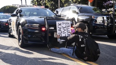 Пратиха националната гвардия в Минеаполис, протестите не стихват