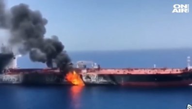 Израел обвини Иран за атака на петролен танкер, двама са убити