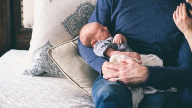 На какво се дължи неспокойният сън при бебетата