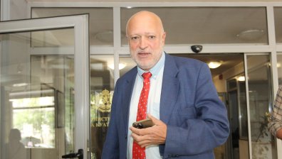Министър Минеков представи екипа и приоритетите си