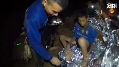 Нови дъждове заплашват хванатите в капан в тайландска пещера