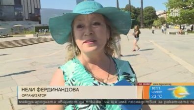 От жегата ви идва да се пръскате с вода по улици и площади? Не сте сами!