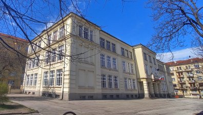 МОН подкрепя въвеждането на повторна матура за повишаване на оценката