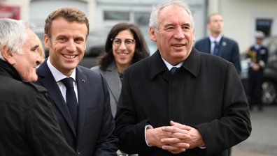Еманюел Макрон избра Франсоа Байру за премиер на Франция