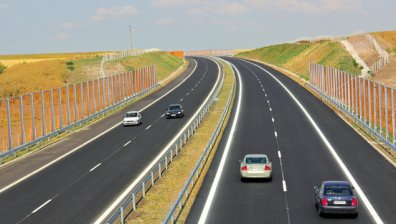 Споделеното пътуване с ръст на фона на срив при автобусите