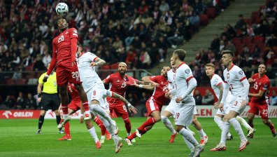 Полша крачи към Мондиал 2026 след успех над Малта