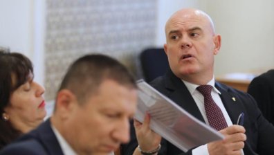 Дишева, ВСС: Има възможност процедурата за освобождаване на Гешев да приключи до края на май