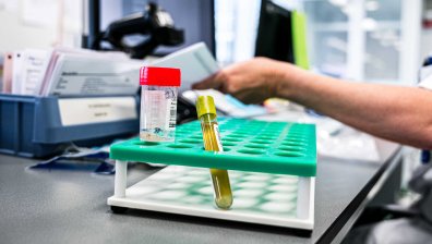 Двама футболисти на "Парма" със съмнителни проби за коронавирус