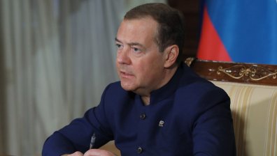 Медведев обвини САЩ в мегаломания, нарече Байдън "странен дядо" и заплаши с ядрени оръжия