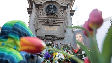 400 паметника увековечават подвига на героите на Освобождението