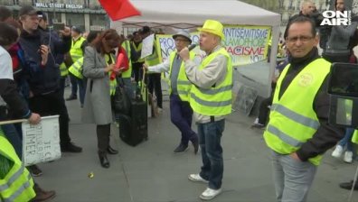 Жълтите жилетки отново блокираха Франция