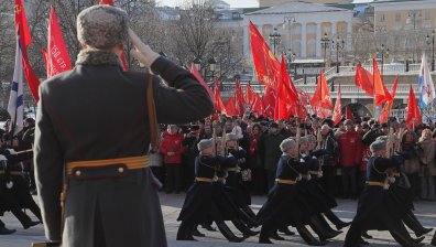 Путин се готви за дълга битка? Амбициите му за голяма армия сриват пазара на труда